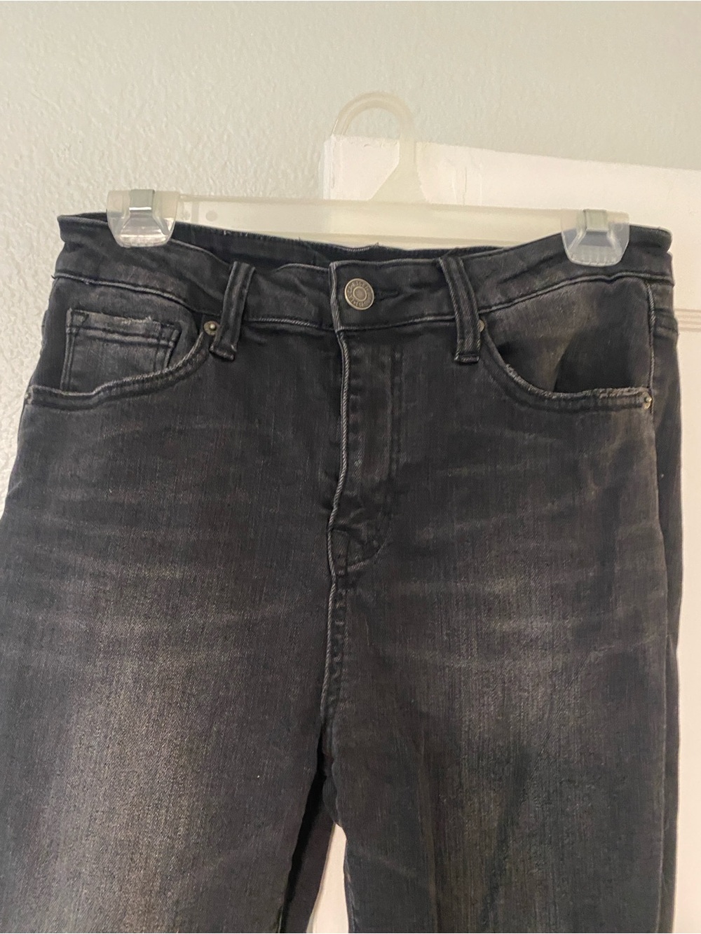 Women's Black Distressed Skinny Jeans - Stretch Denim